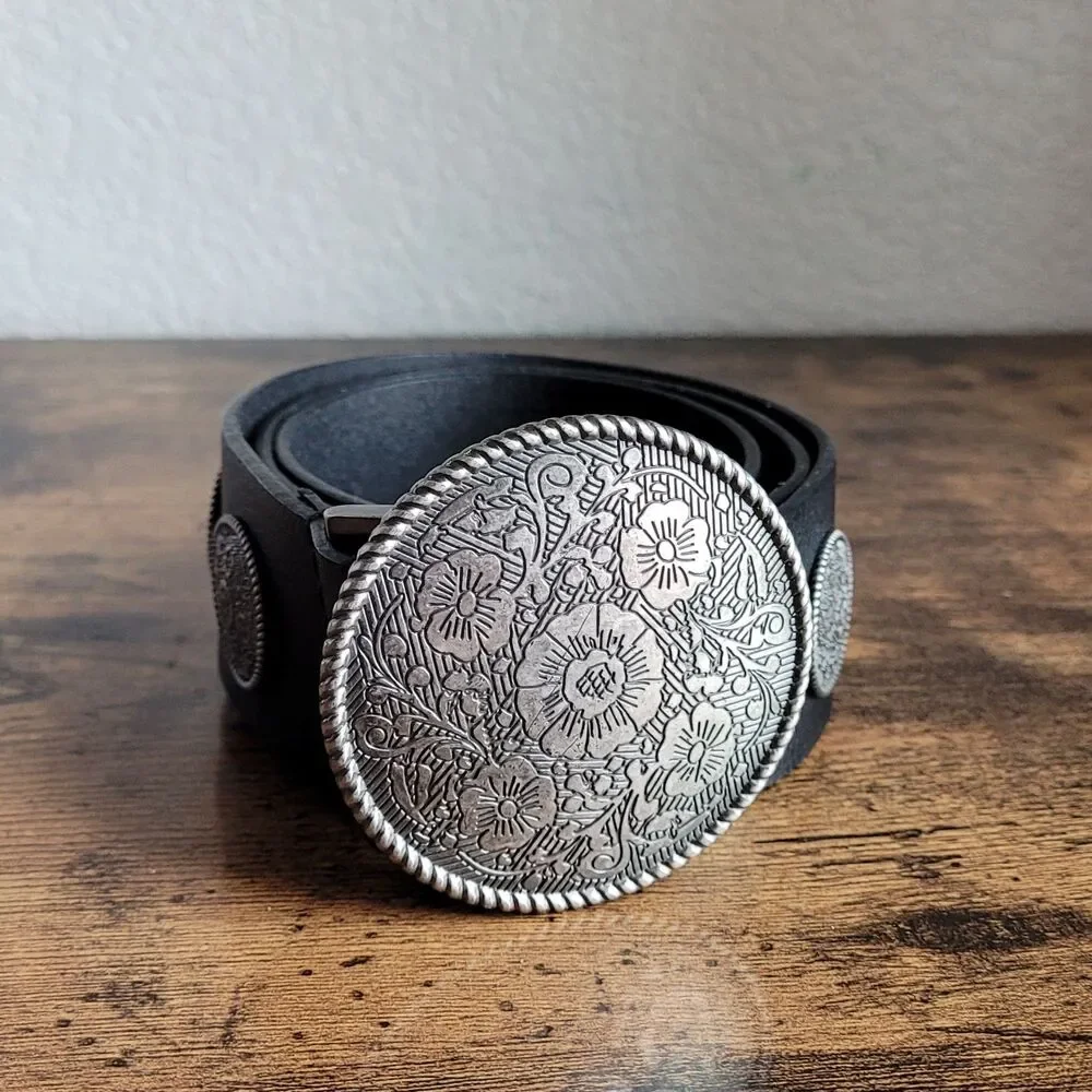 Chicos Leather Belt Silver Concho Stretch Wide S Black Western Boho Cowgirl Euc